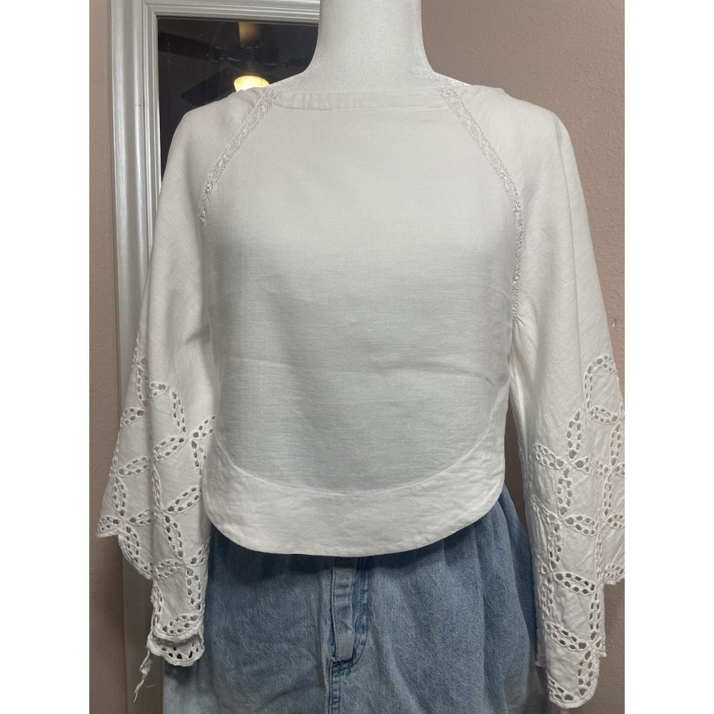 Ecote Boho Crop Top Womens S White Eyelet Lace Bell Sleeve Linen Blend